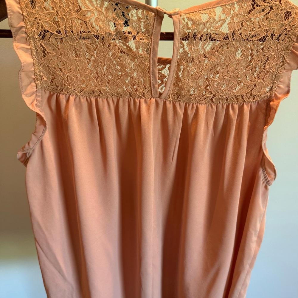 Forever 21 Coral Lace Top